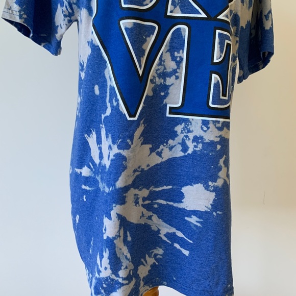 Custom Bleach tie-dyed GVSU college T-shirt size M - Picture 3 of 7